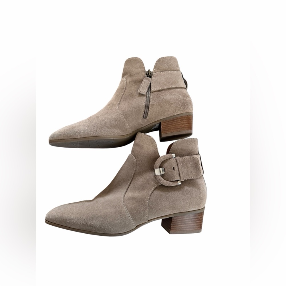 Aquatalia Fiamma Weatherproof Taupe Suede Almond Toe Bootie Weatherproof Size 9 - Picture 5 of 11